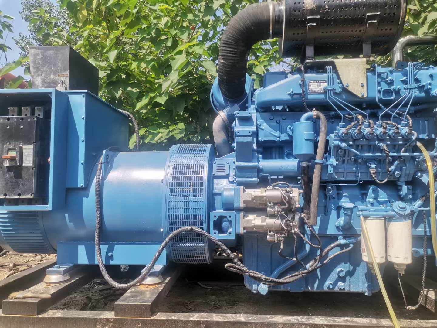扎鲁特详细说明降低 800kW 柴油发电机输出电流波动的方法